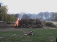 Angeh�ngtes Bild: osterfeuer2.jpg