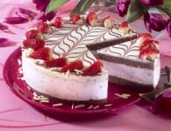 Angeh�ngtes Bild: 22360ErdbeerLimesTorte.jpg