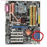 Angehngtes Bild: SATA Anschlsse am Board 1.jpg