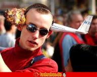 Angeh�ngtes Bild: Flugzeug_Helm.jpg