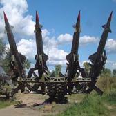 Angehngtes Bild: flugabwehr_raketen.jpg