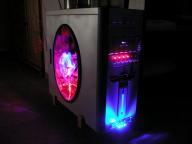 Angehngtes Bild: Pc_im_Dunkeln_1.jpg